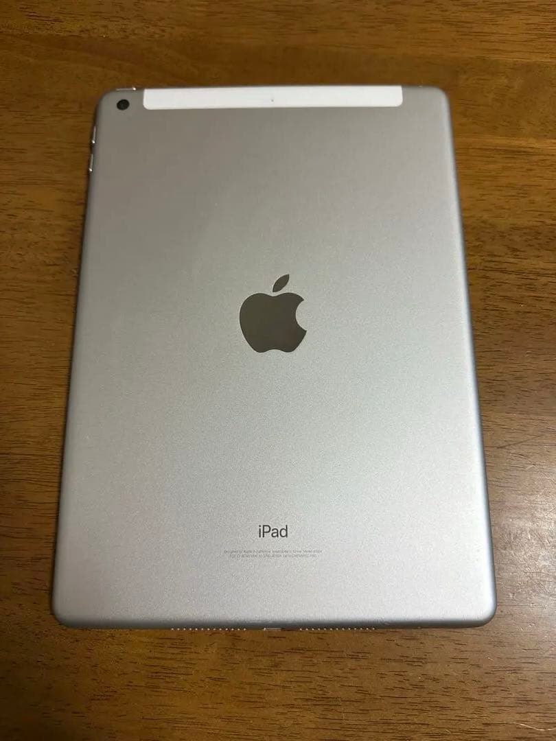 Apple iPad 第6世代 セルラー 128GB