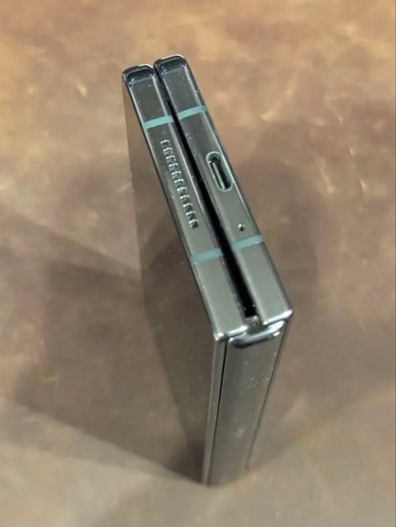 Galaxy Z Fold 4(docomo版、Sペン付き)