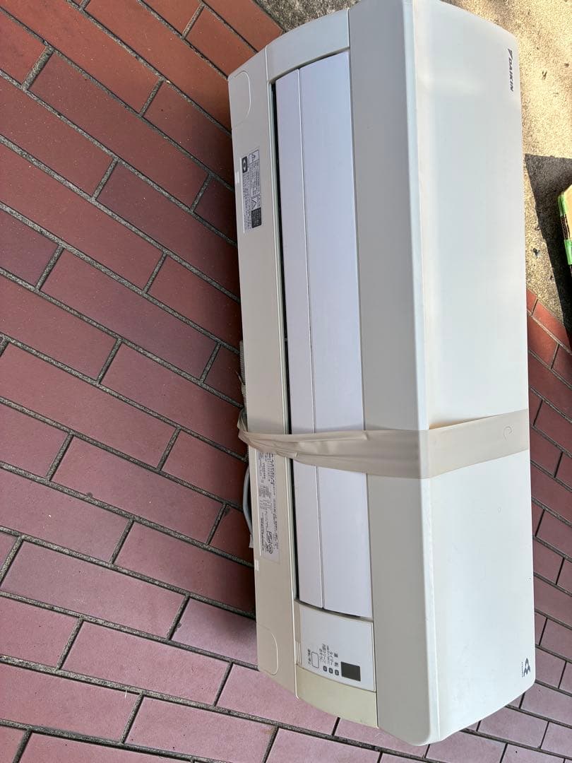 ダイキン R32 冷暖房壁掛けエアコン値引き相談、送料負担します