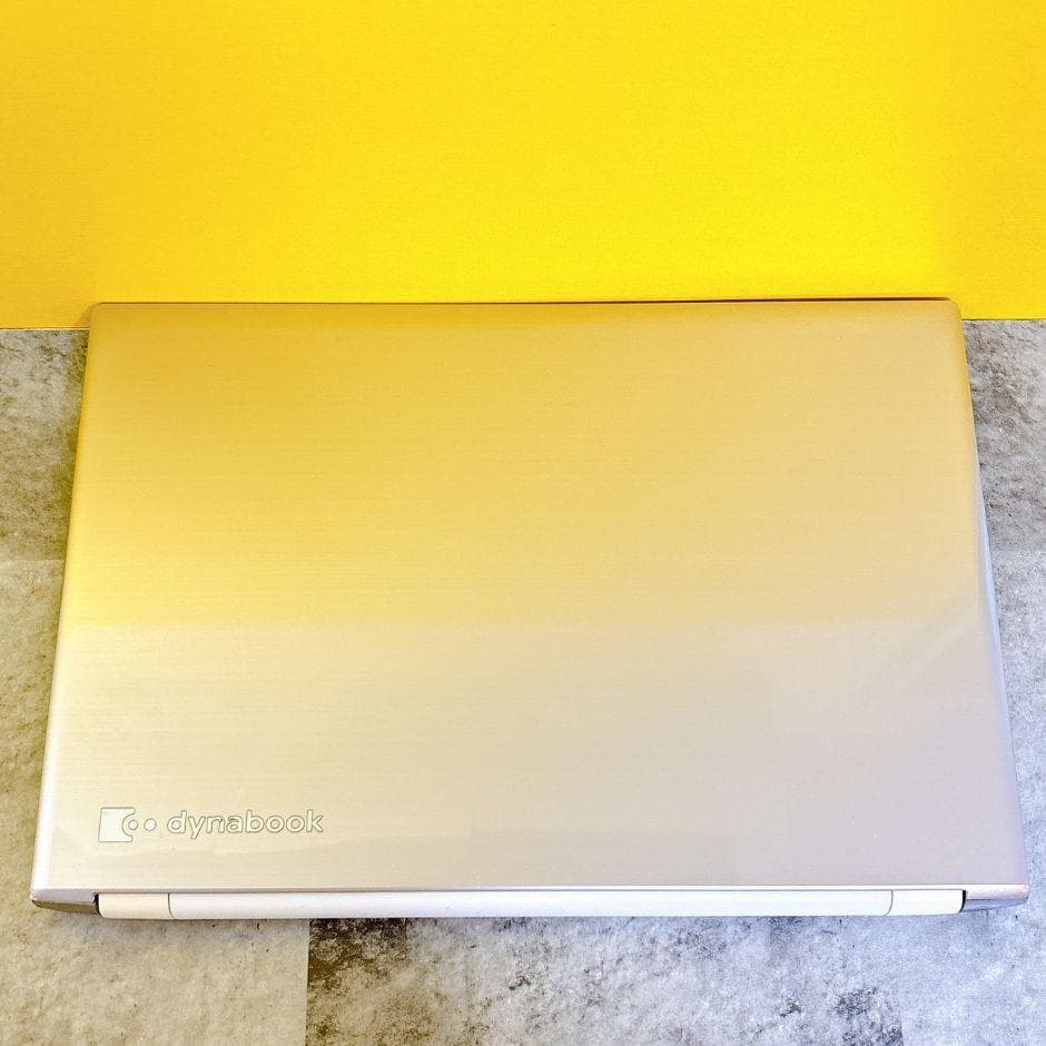 おしゃれなゴールド✨新品SSD搭載で快適✨カメラ付き 薄型 フルHD Win11