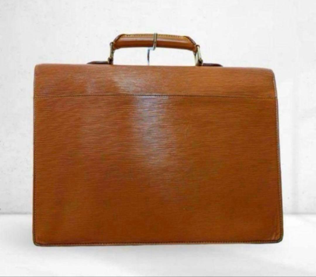 【LOUIS VUITTON】 エピ　セルヴィエットコンセイエ　ビジネスバッグ