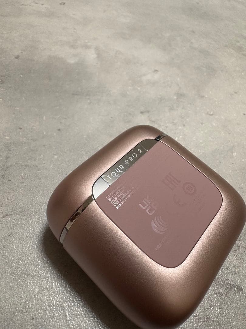 JBL Tour Pro 2 ピンク ゆるし色 ワイヤレスイヤホン