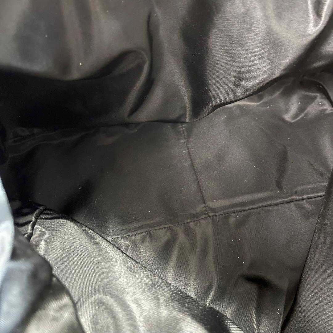 美品✨ プラダ メッセンジャーバッグ 三角ロゴ 黒 アーカイブ ナイロン A4可