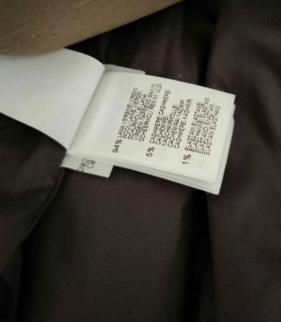 ブルネロクチネリ　レディース チェック柄ダウンベスト