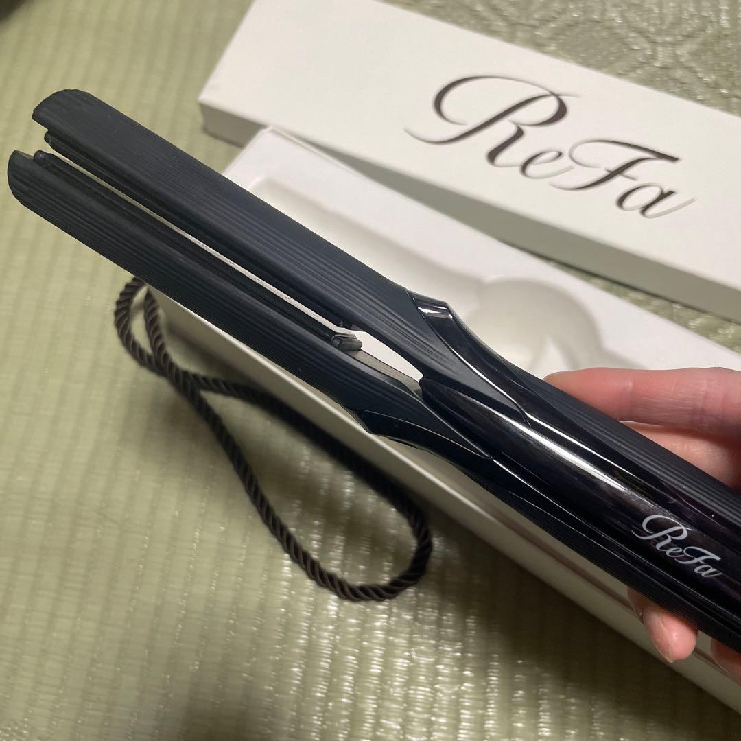 やっひーReFa ストレートヘアアイロン ブラック