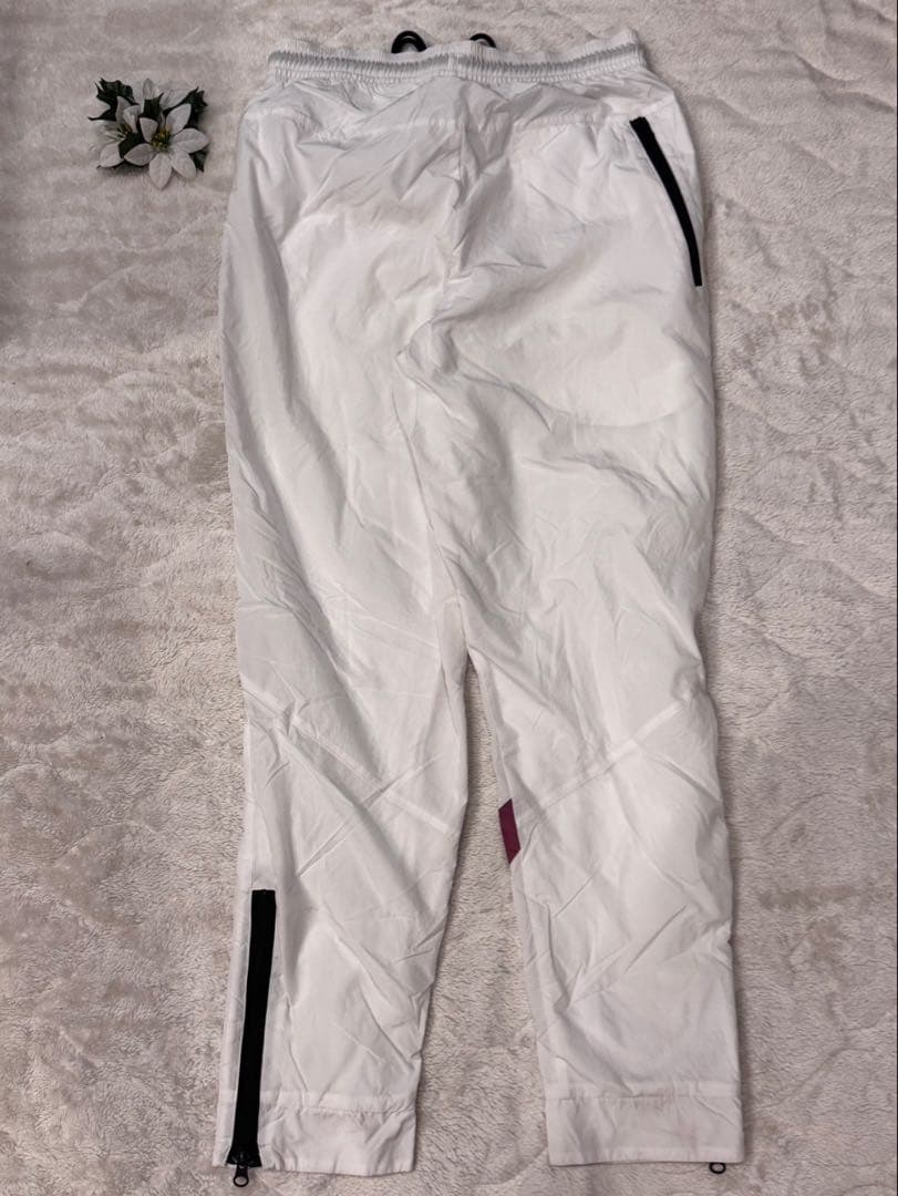 KITH Nike キス　ナイキ　コラボ　ナイロン　セットアップ　ホワイト　S