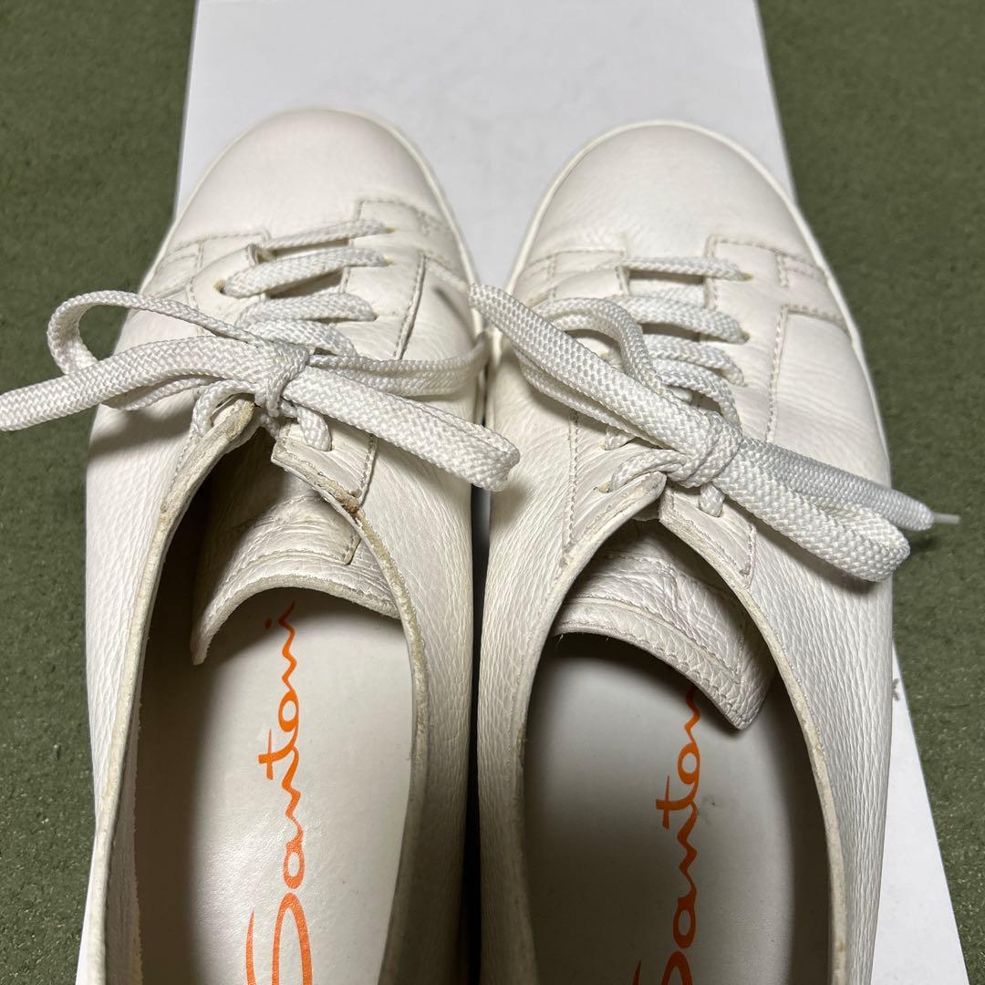 サントーニ☆レザースニーカー☆白☆サイズ７☆美品