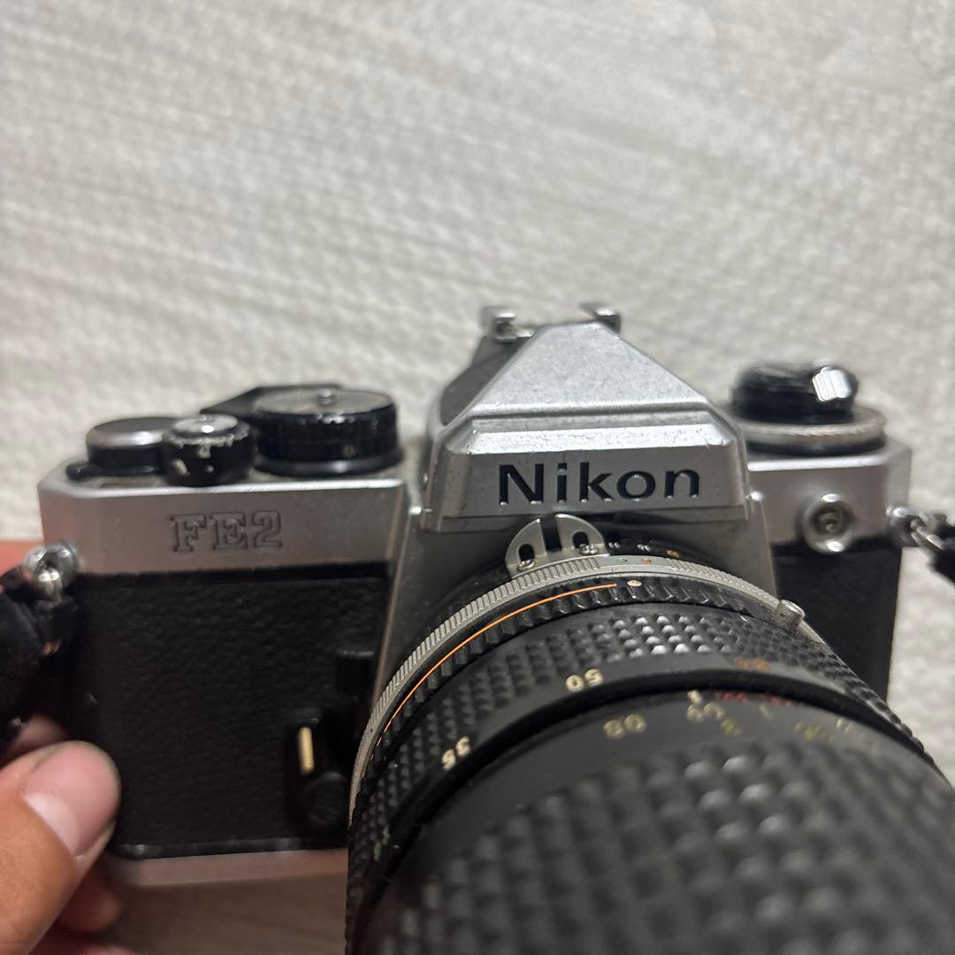 Nikon FE2 フィルム一眼レフカメラ ズームレンズ付き