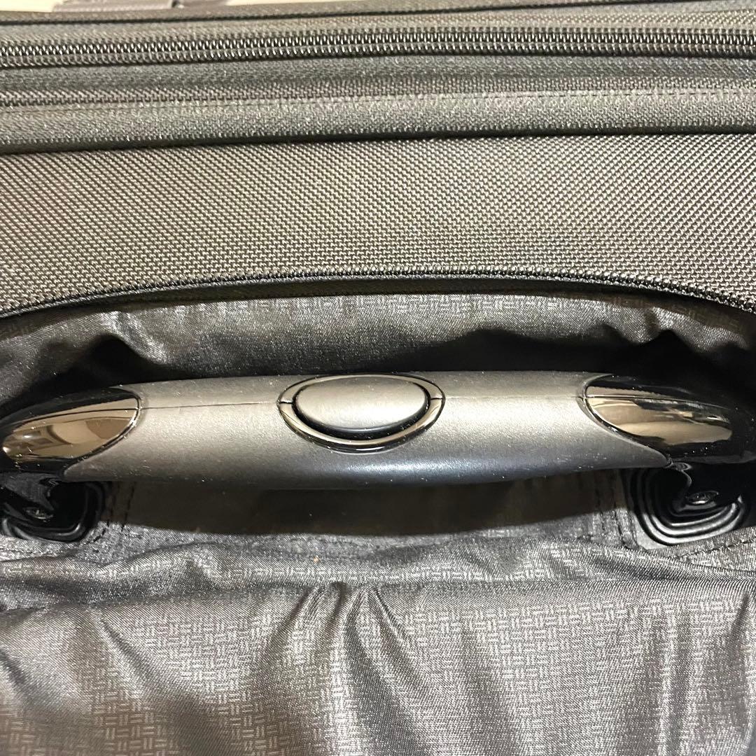 TUMI ALPHA3 ツミ トゥミ アルファ3 デラックス 4輪 ラップトップ