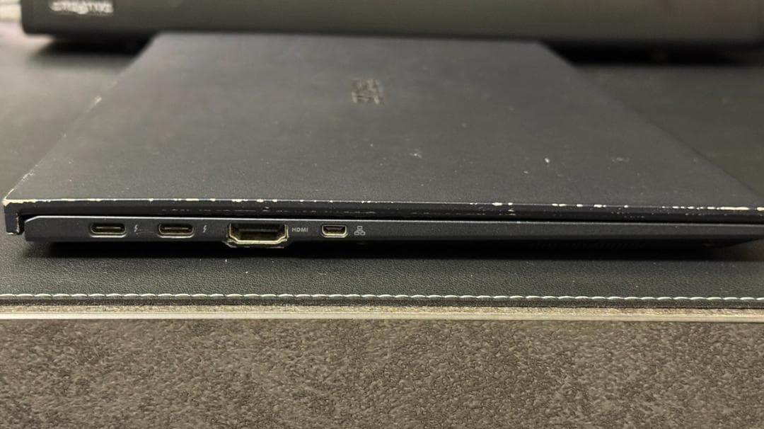 ASUS ExpertBook B9 B9450FA 14インチノートPC