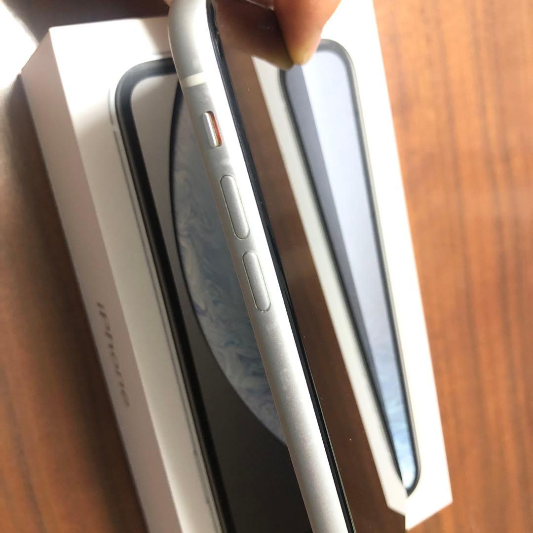 美品！ iPhone XR 64GB ホワイト