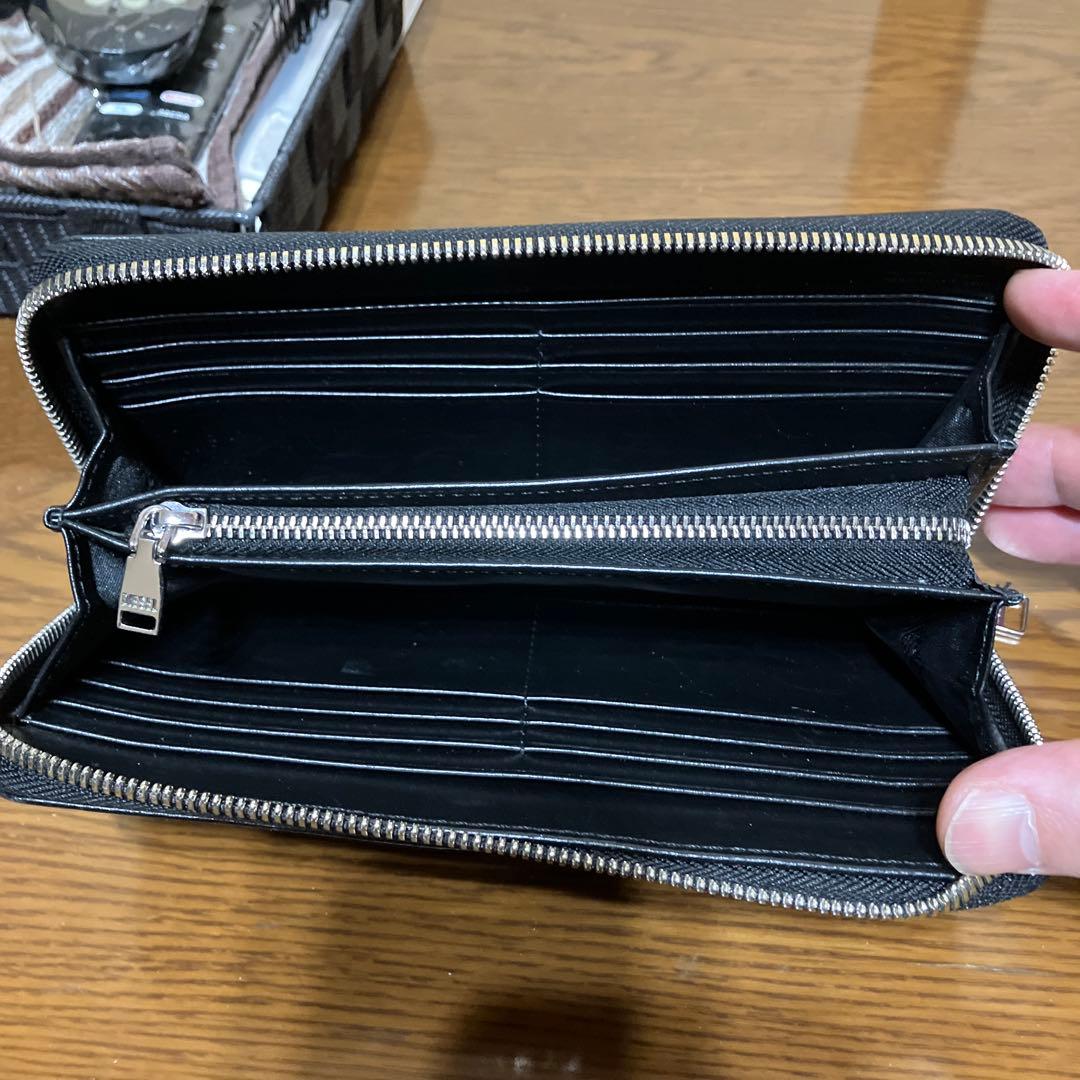 ディーゼル 長財布 メンズ　ロゴ有り　美品