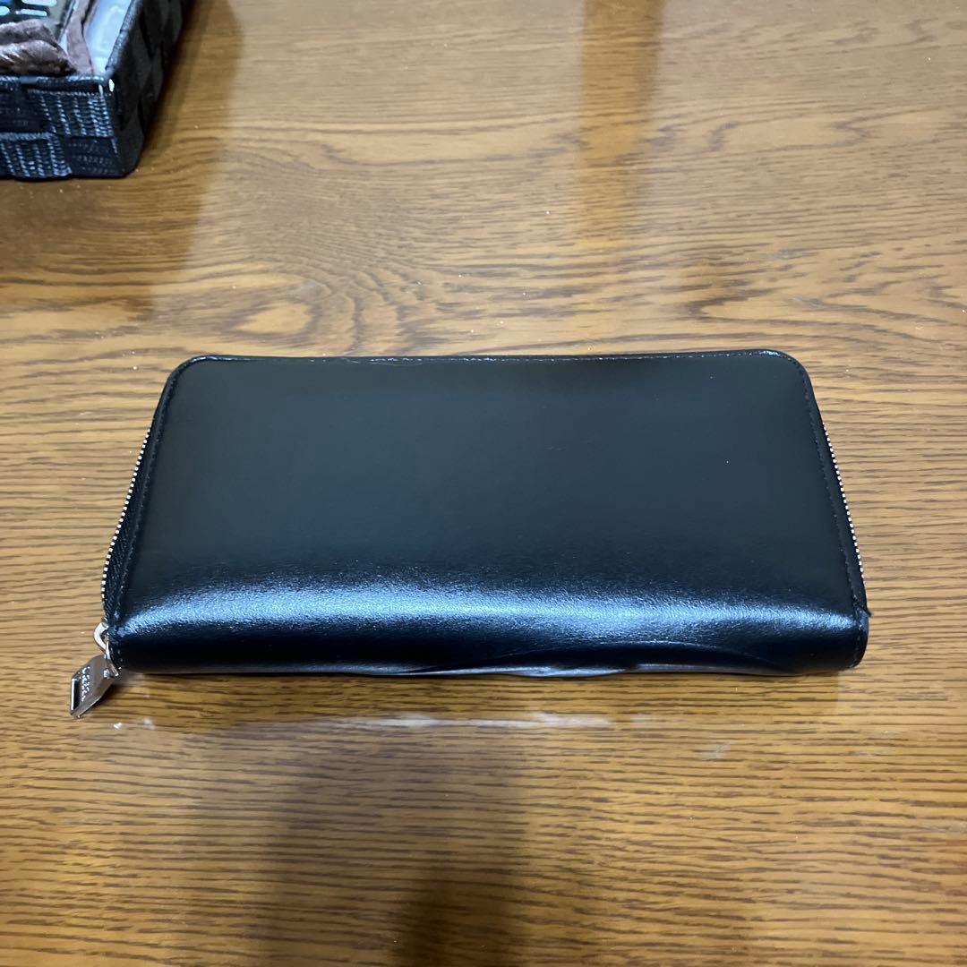 ディーゼル 長財布 メンズ　ロゴ有り　美品