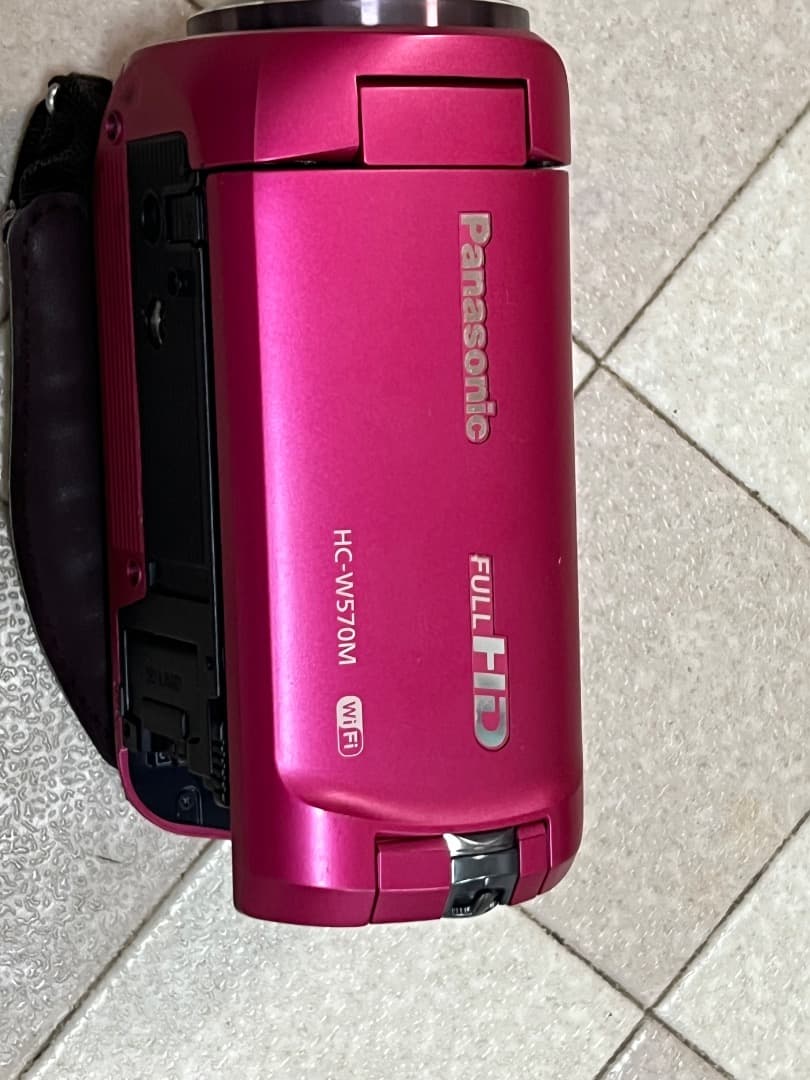 Panasonic HC-W570M ( kyuに売った )
