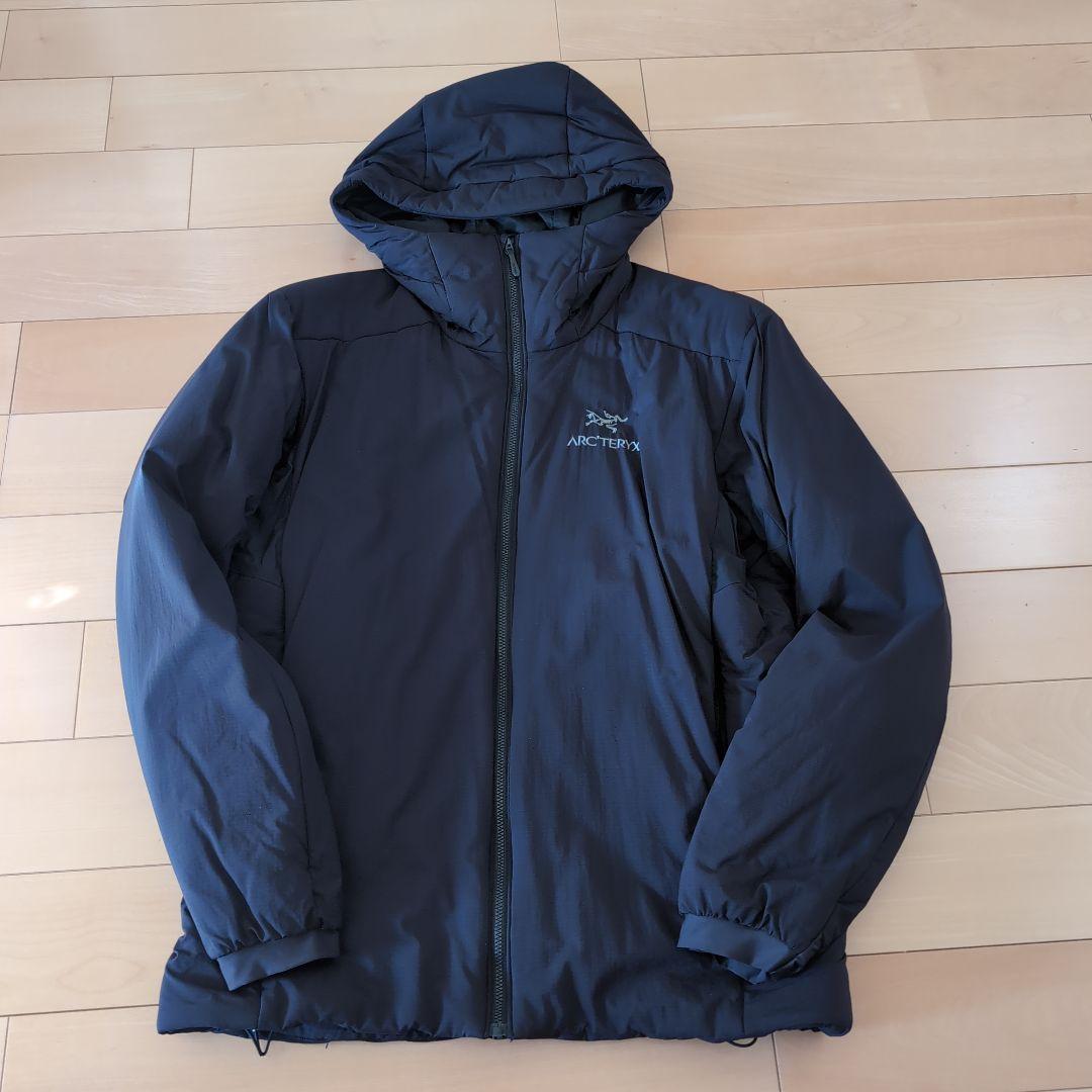 5*2様 【美品クリーニング済】アークテリクス　ATOM AR HOODY　正規