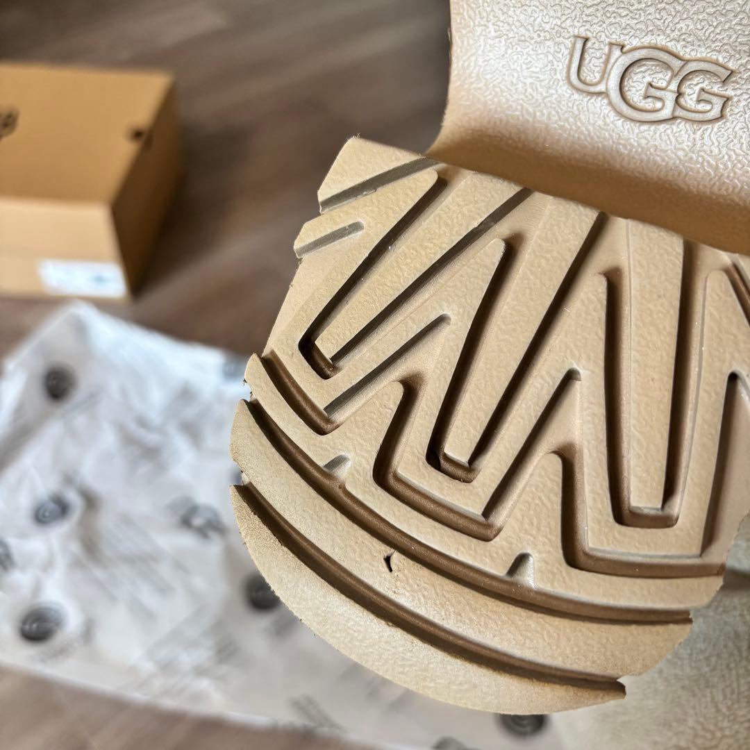 【美品】UGG ブラウン 厚底ムートンブーツ