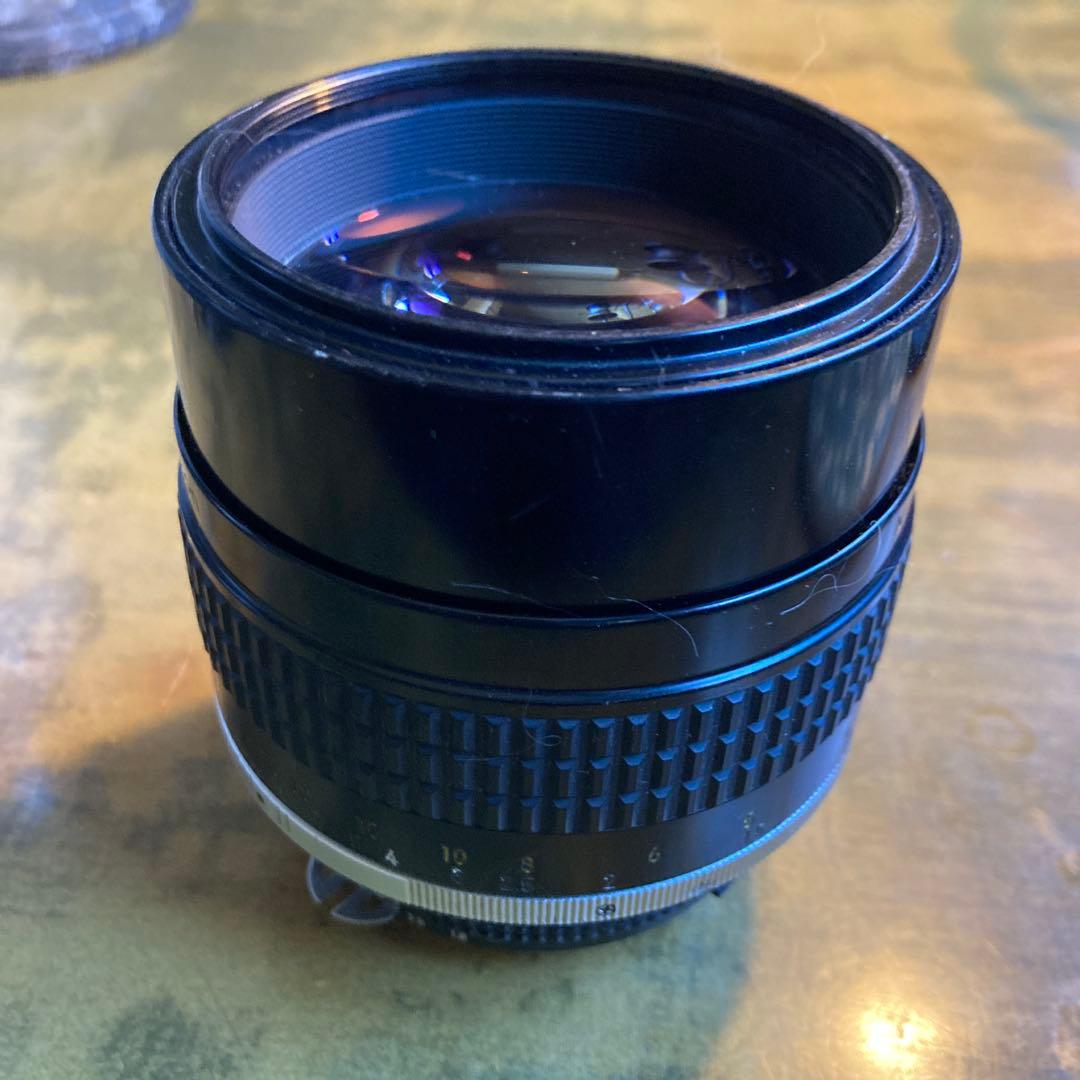 Nikon 105mm f/1.8 マニュアル 単焦点レンズ レンズキャップ付き