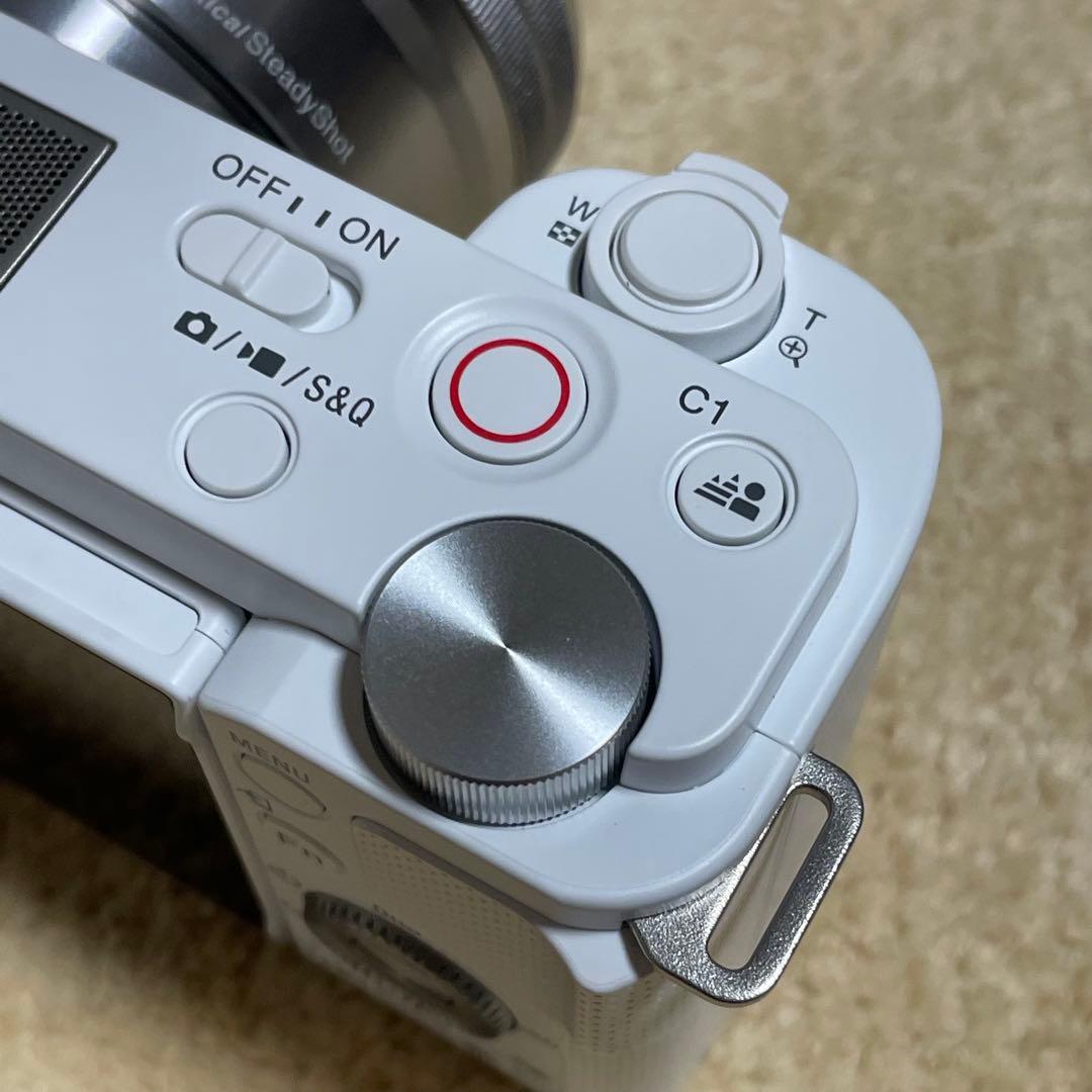 忍【極美】SONY ZV-E10 ズームレンズセット