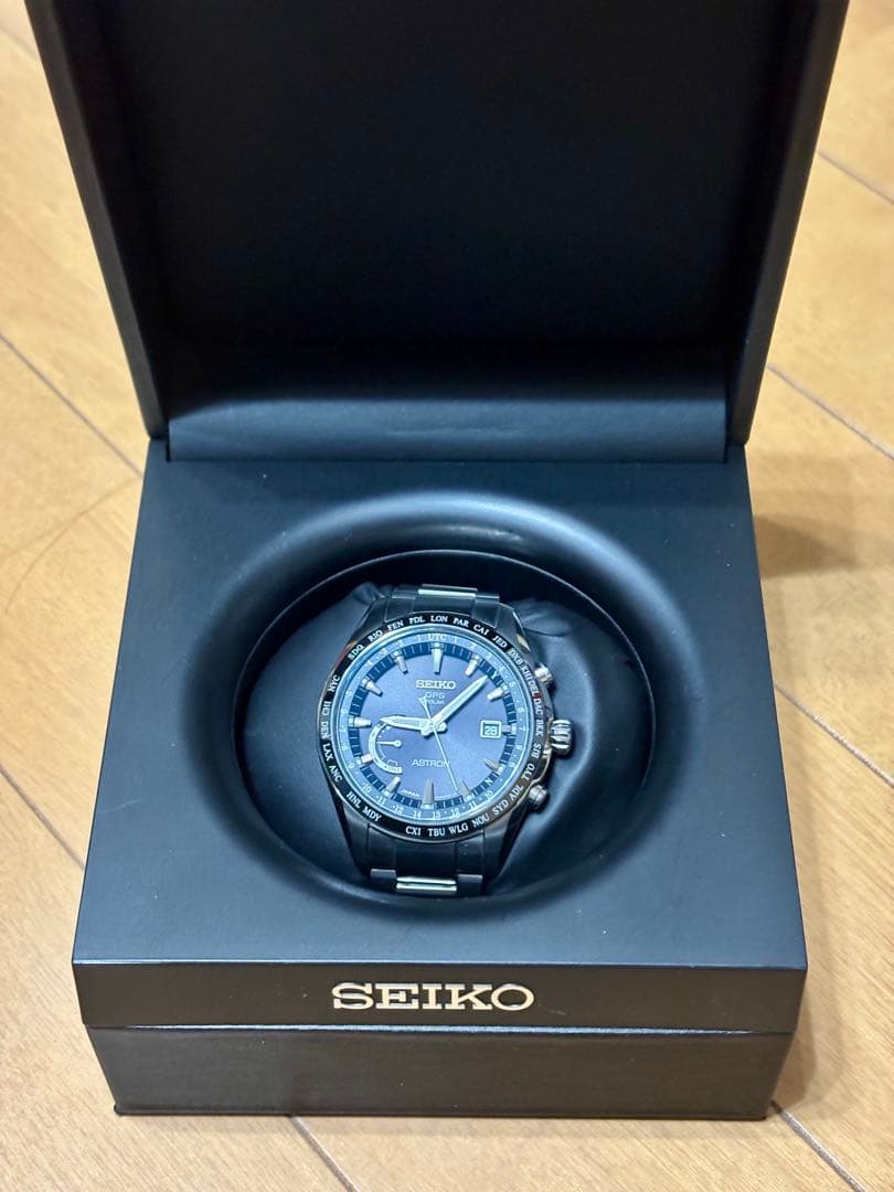 OH済 ケース/電池交換済　SEIKO ASTRON SBXB085 　美品
