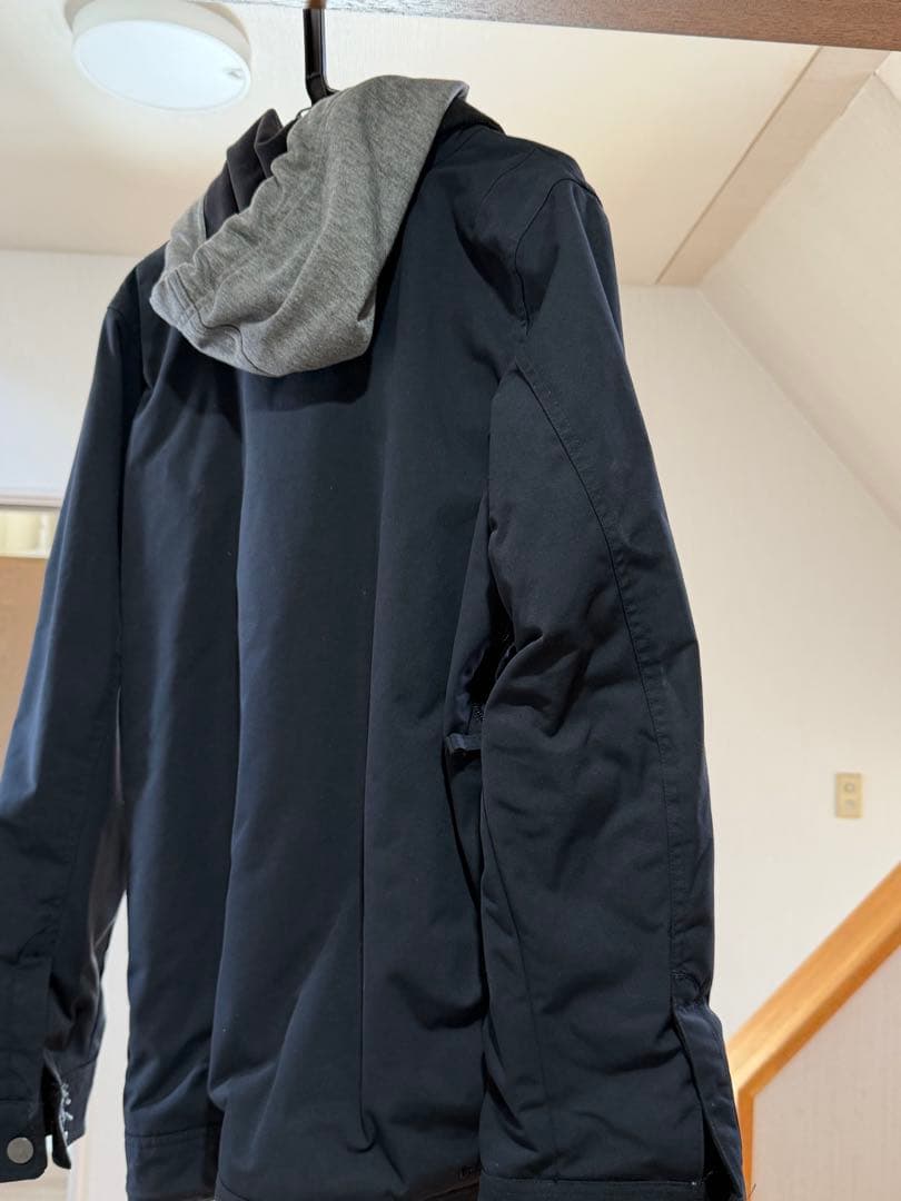 BURTON S ネイビー ジャケット フード付き