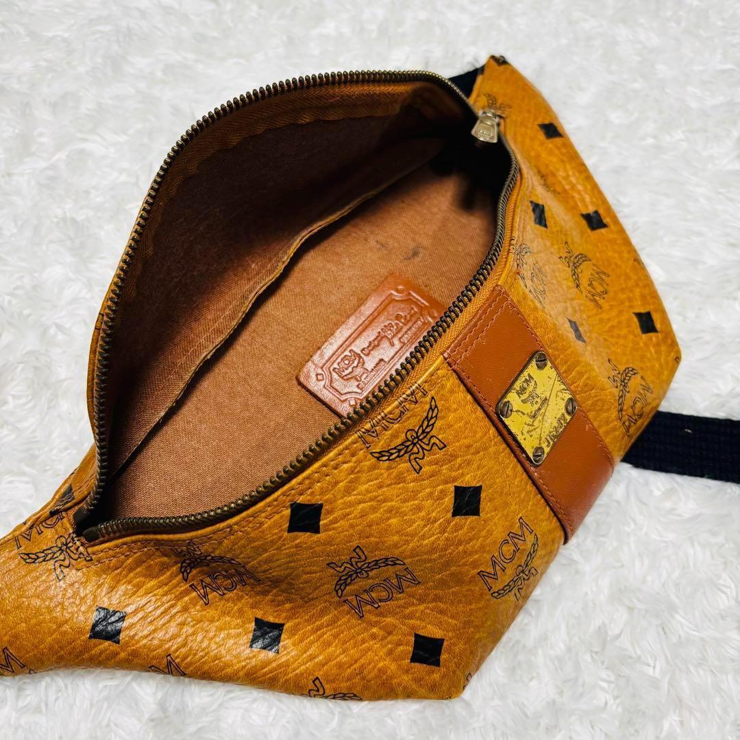希少 大人気 MCM ヴィセトス レザー ウエストポーチ ボディバッグ ロゴ