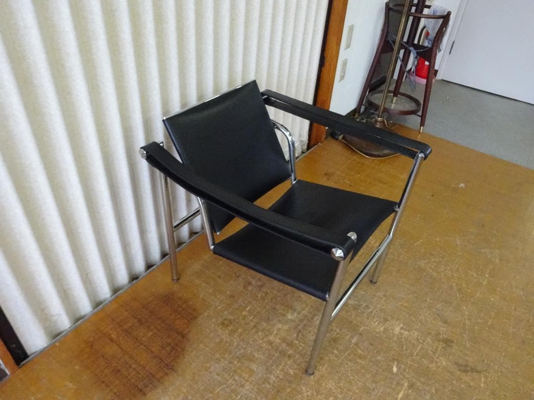 ル・コルビジェ　LC1/スリングチェア　リプロダクト品　本革