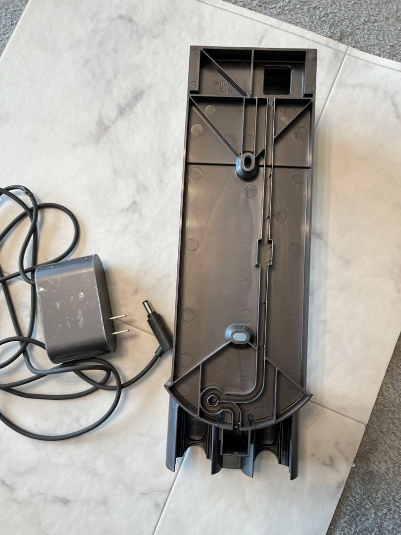 チ*チ様 【正規品】dysonダイソン Ｖ７コードレスクリーナー　フルセット