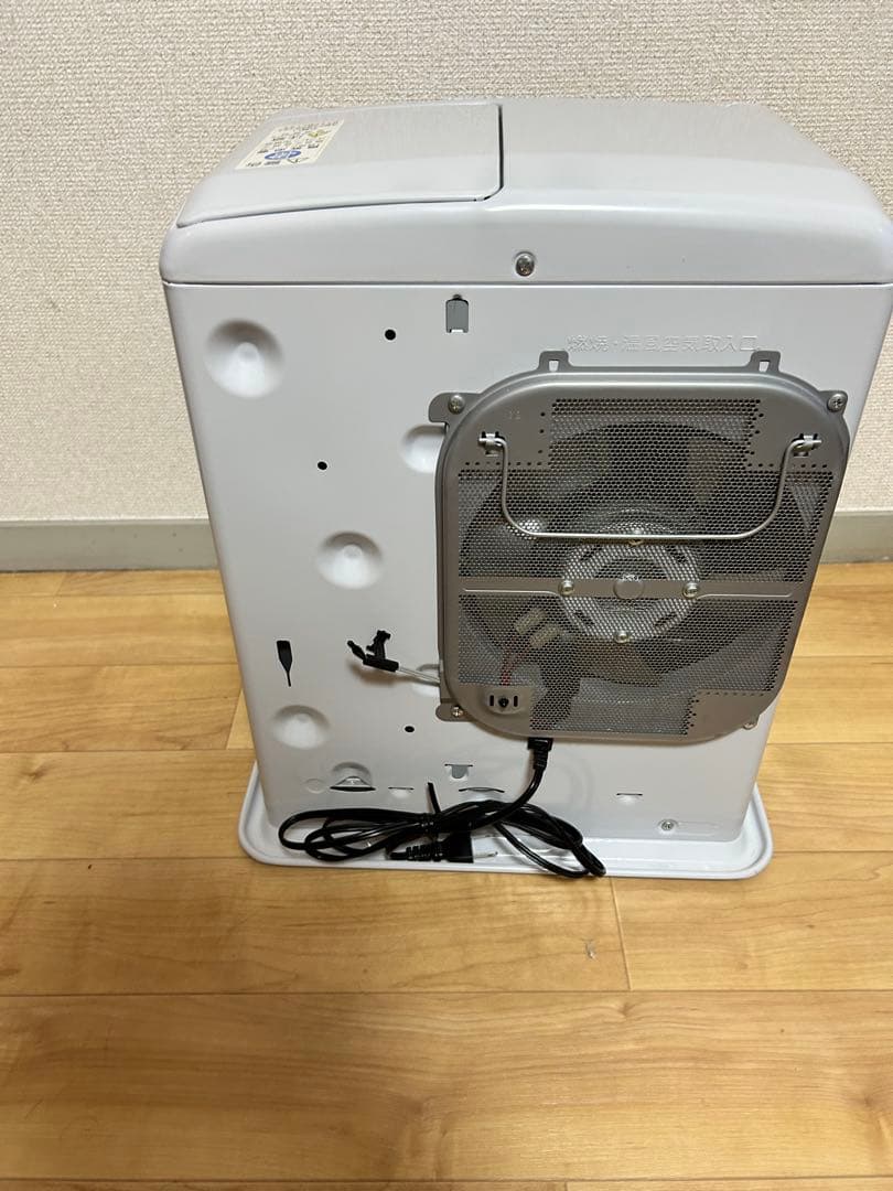 ダイニチ 石油ファンヒーター ホワイト