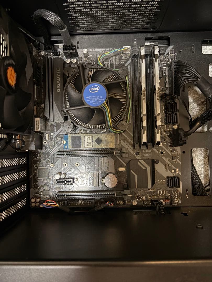 自作PC intel i5 8500 GSKILL 16B 256GB