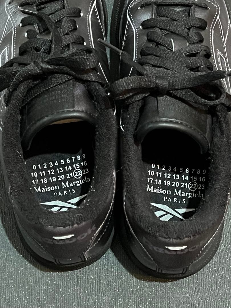 Maison Margiela × Reebok ブラック スニーカー