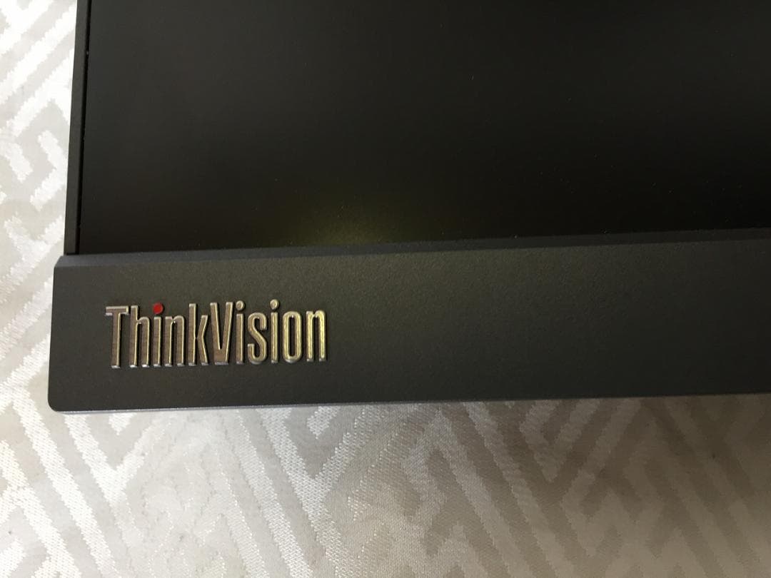 Lenovo ThinkVision S24i-30 モニター（23.8インチ）