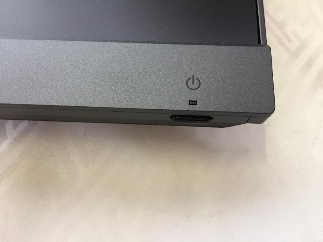 Lenovo ThinkVision S24i-30 モニター（23.8インチ）