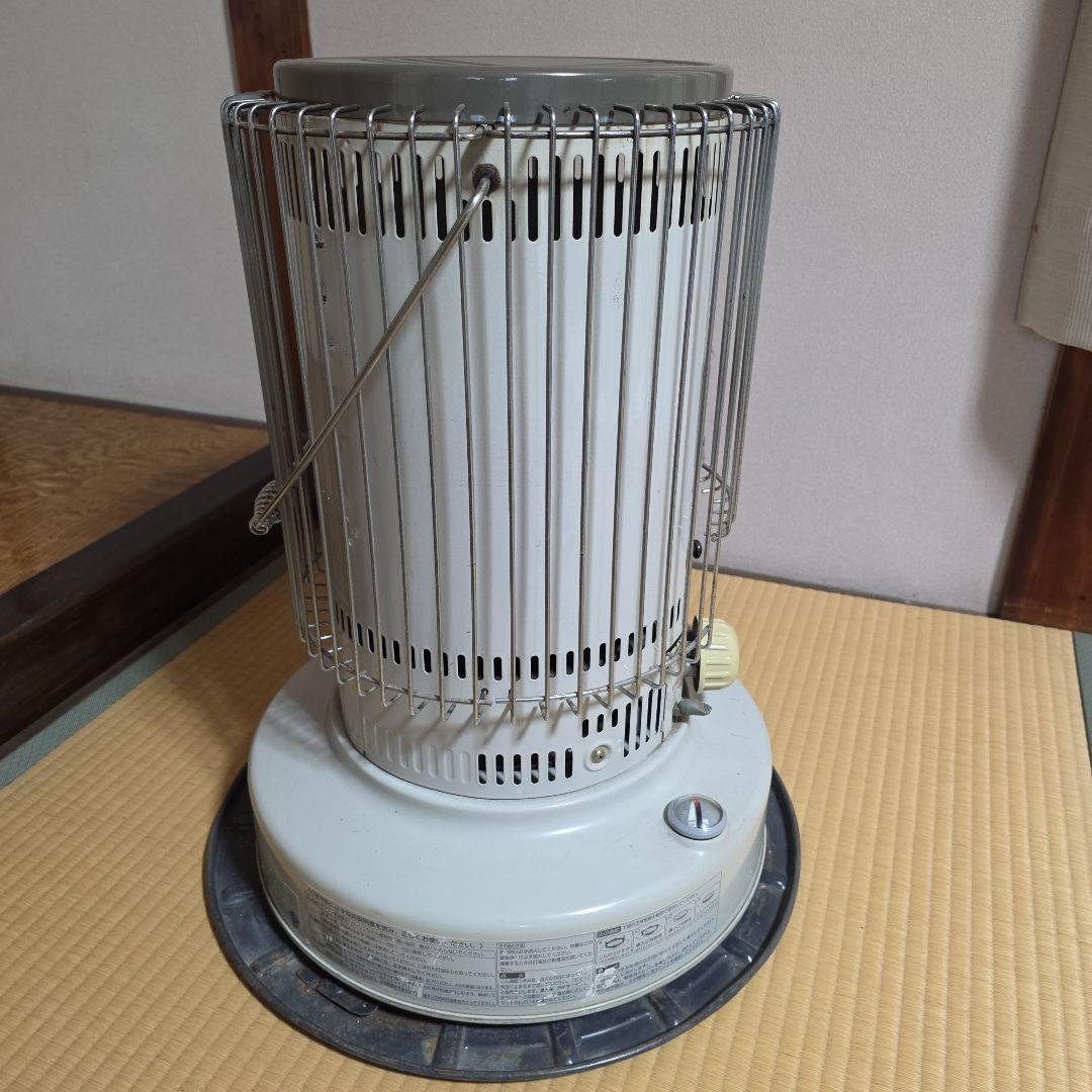 トヨトミ　KS-67G　自然通気形解放式石油ストーブ