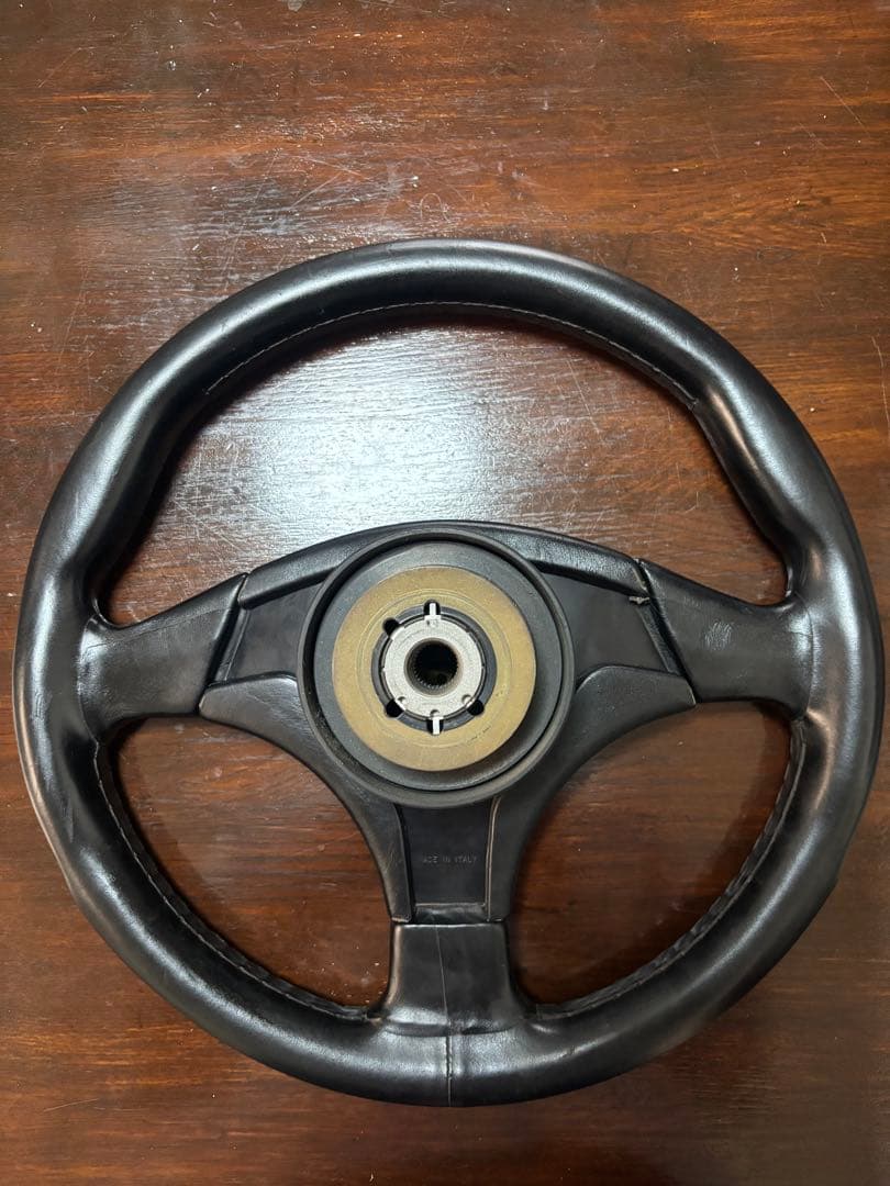 【希少・イタリア製】Victoria Verona ステアリング ハンドル