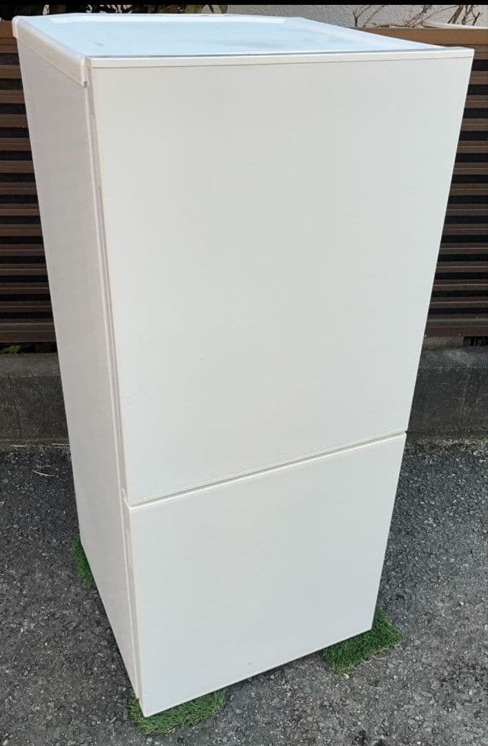 ツインバード冷凍冷蔵庫110L 大型ドアポケット自動霜取り機能付き2018年製