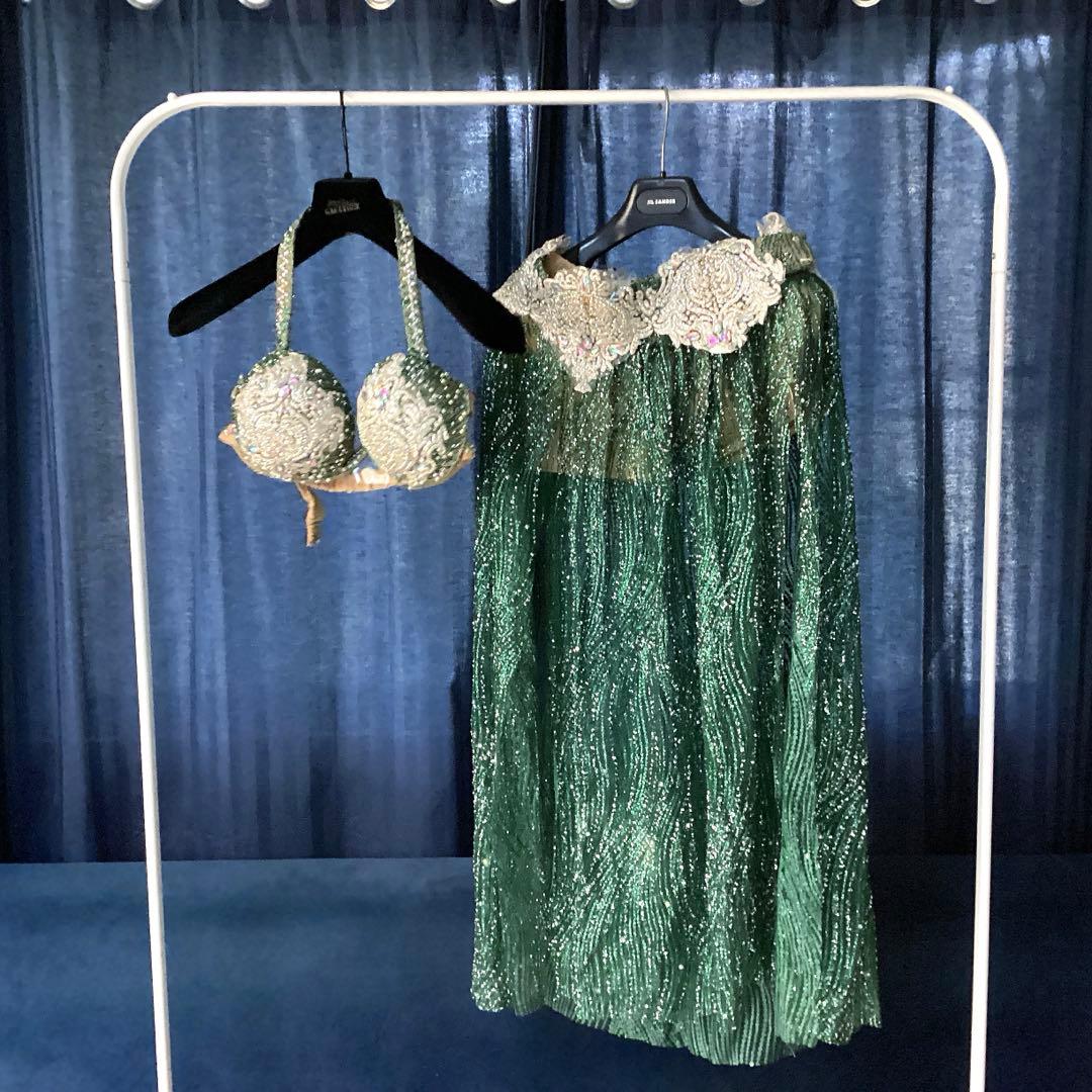 ベリーダンスコスチューム　グリーン