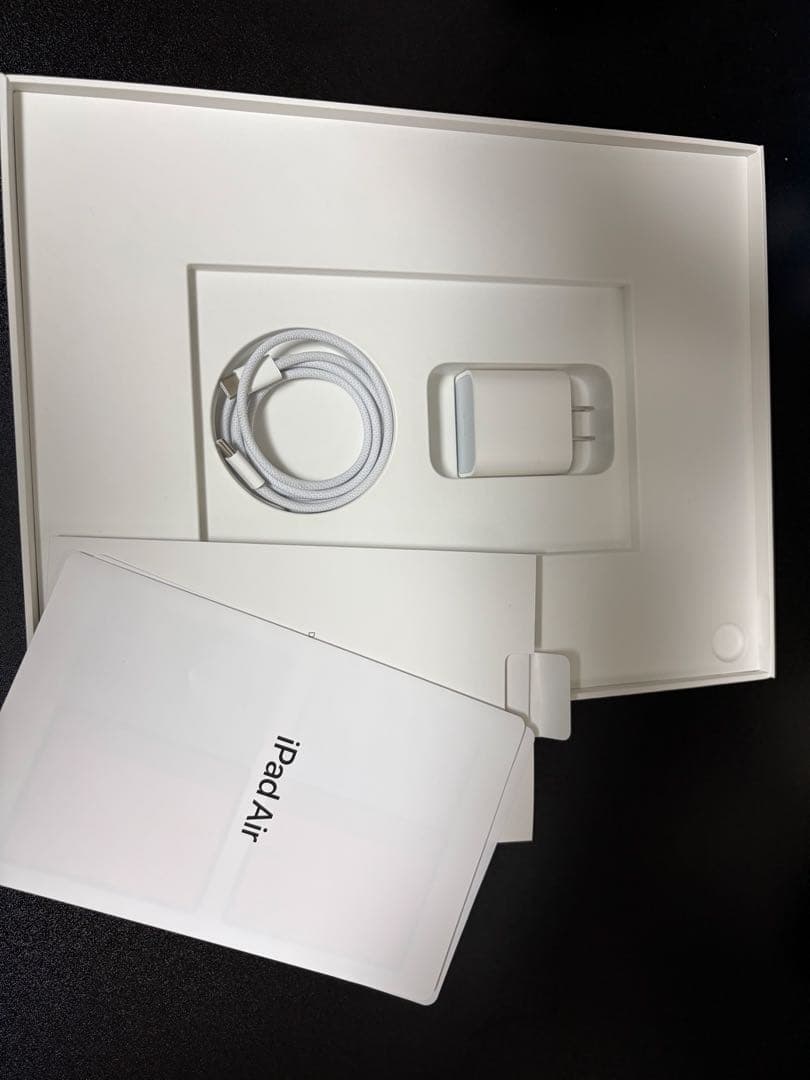 T*K様 美品iPadAirM2 13インチ128gbスペースグレイ Penci