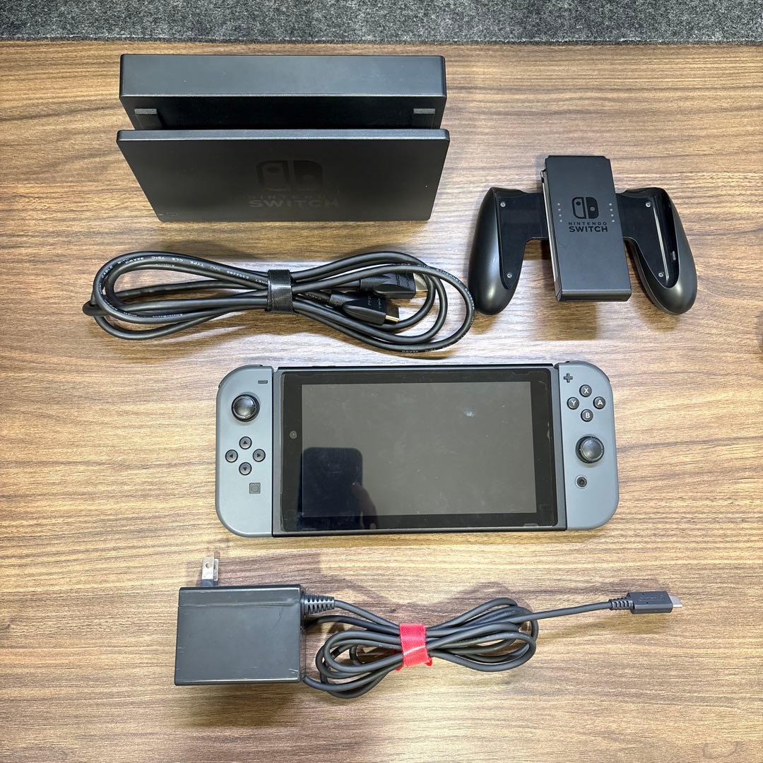 【ぬぬ】Nintendo Switch 本体 2017年 充電コントローラ