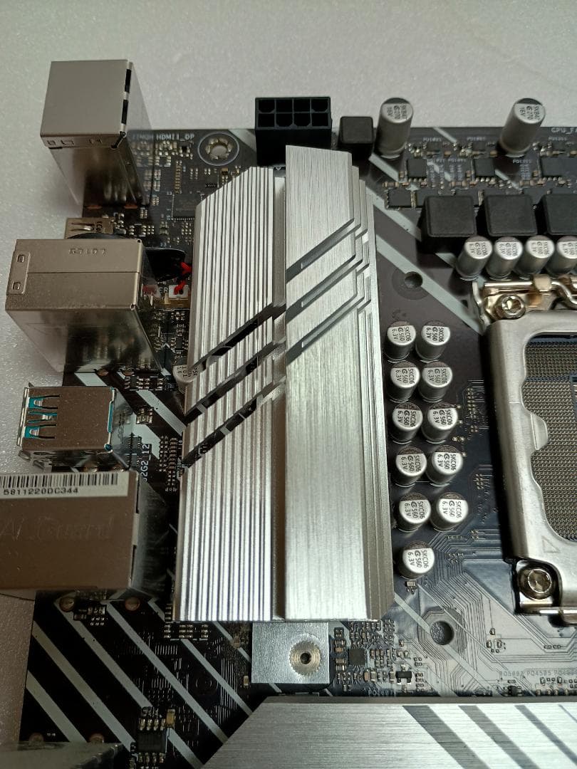 ゲーミングマザーボード PRIME B660M-A D4 ［MicroATX］