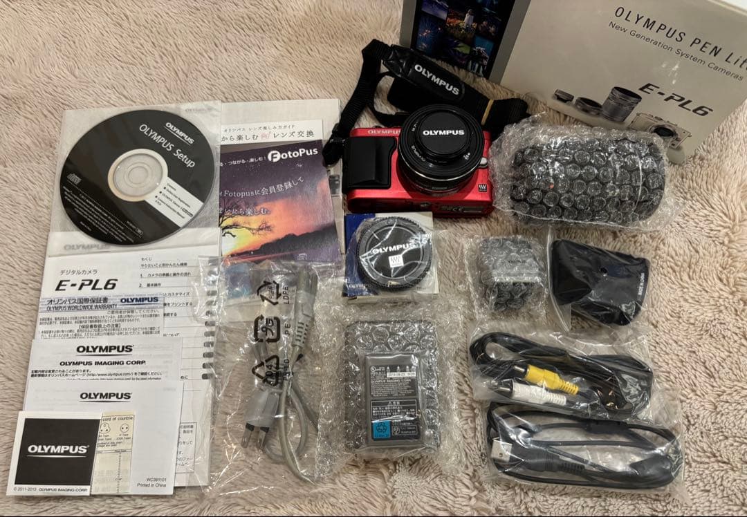 【美品】OLYMPUS PEN Lite E-PL6 ミラーレス一眼カメラ
