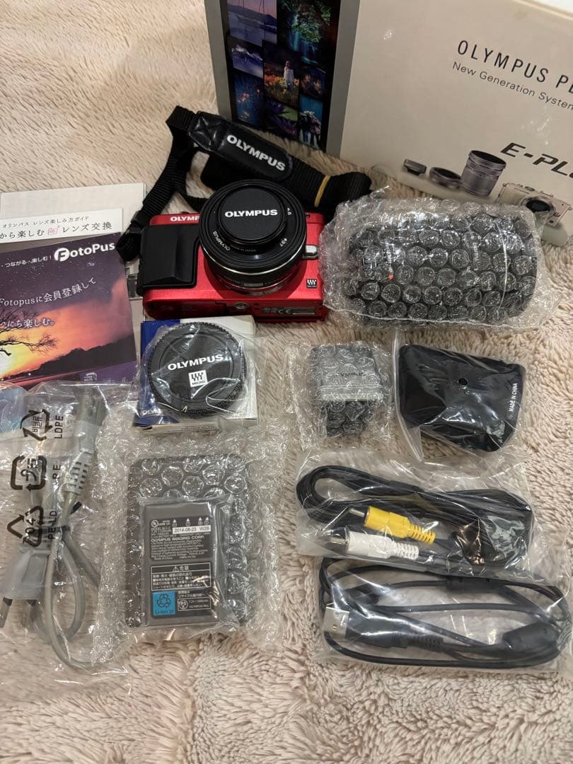 【美品】OLYMPUS PEN Lite E-PL6 ミラーレス一眼カメラ