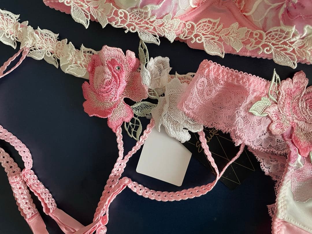 サルート C70/M 3点セット 06G PI ベトナムの花嫁