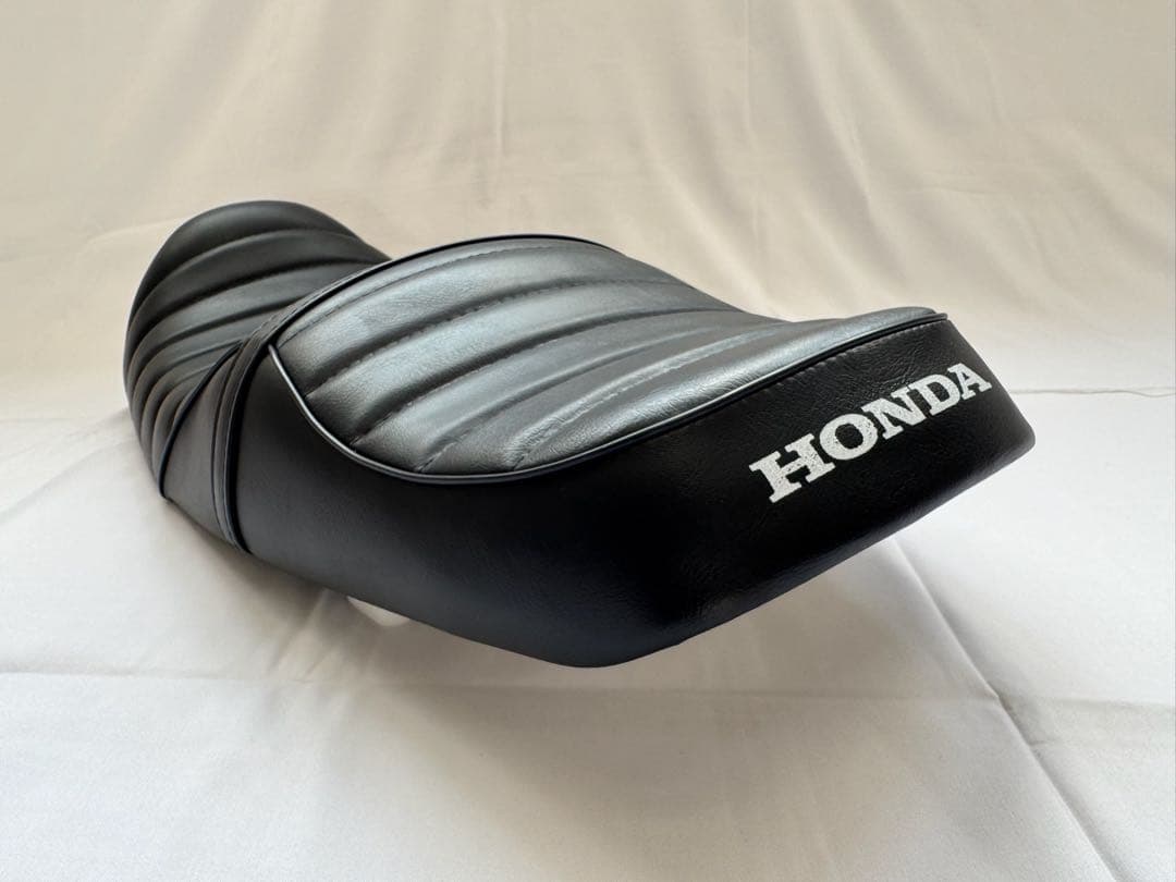 cb400sf タックロールシート　ビンテージ風　nc39 nc42 即日発送