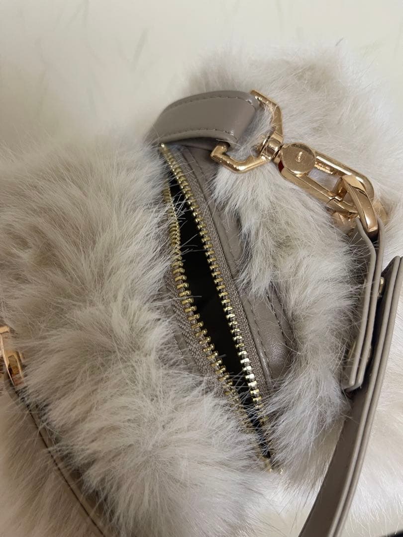 Bibiy B. FUR BOX BAG ベージュ