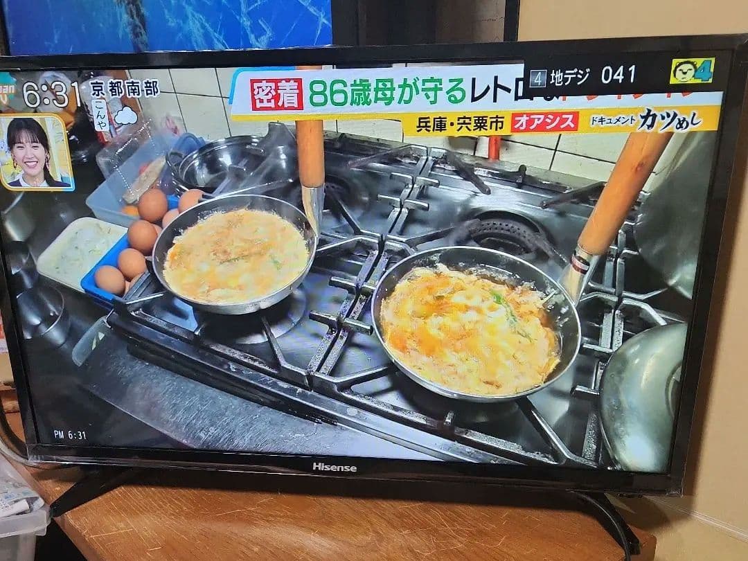 HiSenseハイセンス、ハイビジョン薄型液晶テレビ32型