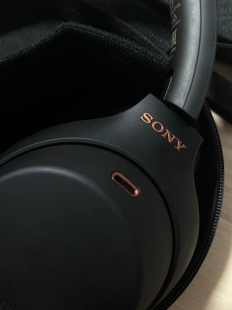 超美品SONY WH-1000XM4 ワイヤレスヘッドホン