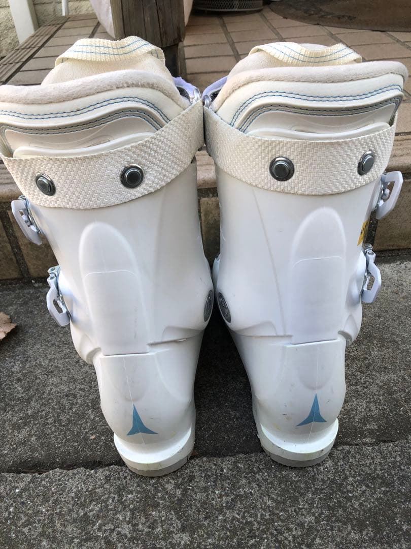 ATOMIC Hawx 85 Magna 女性用スキーブーツ