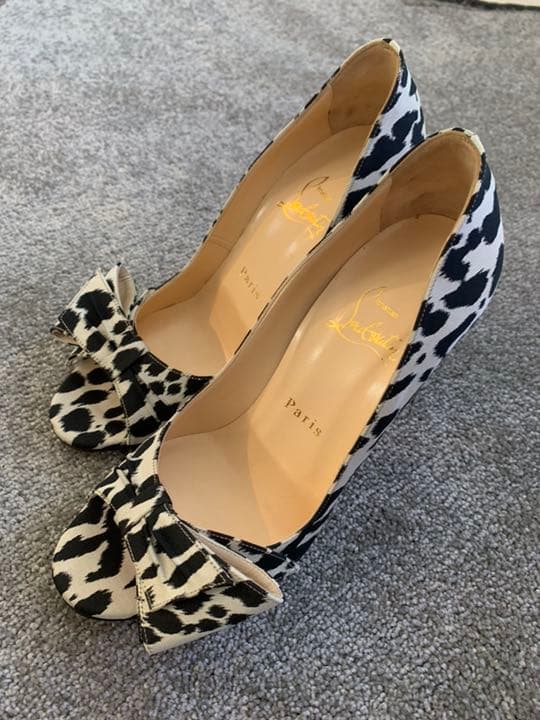 新品未使用 クリスチャンルブタン 36サイズ