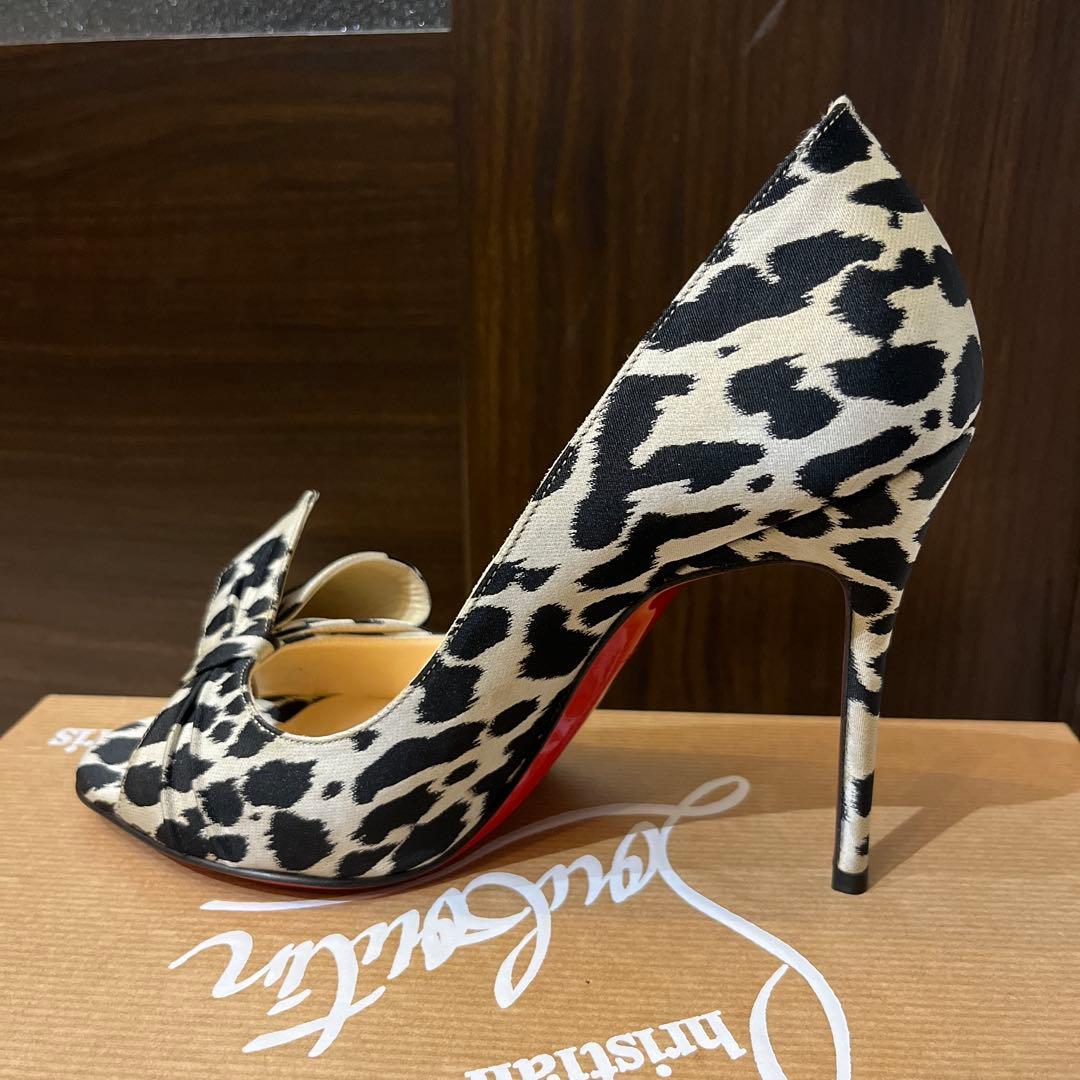 新品未使用 クリスチャンルブタン 36サイズ