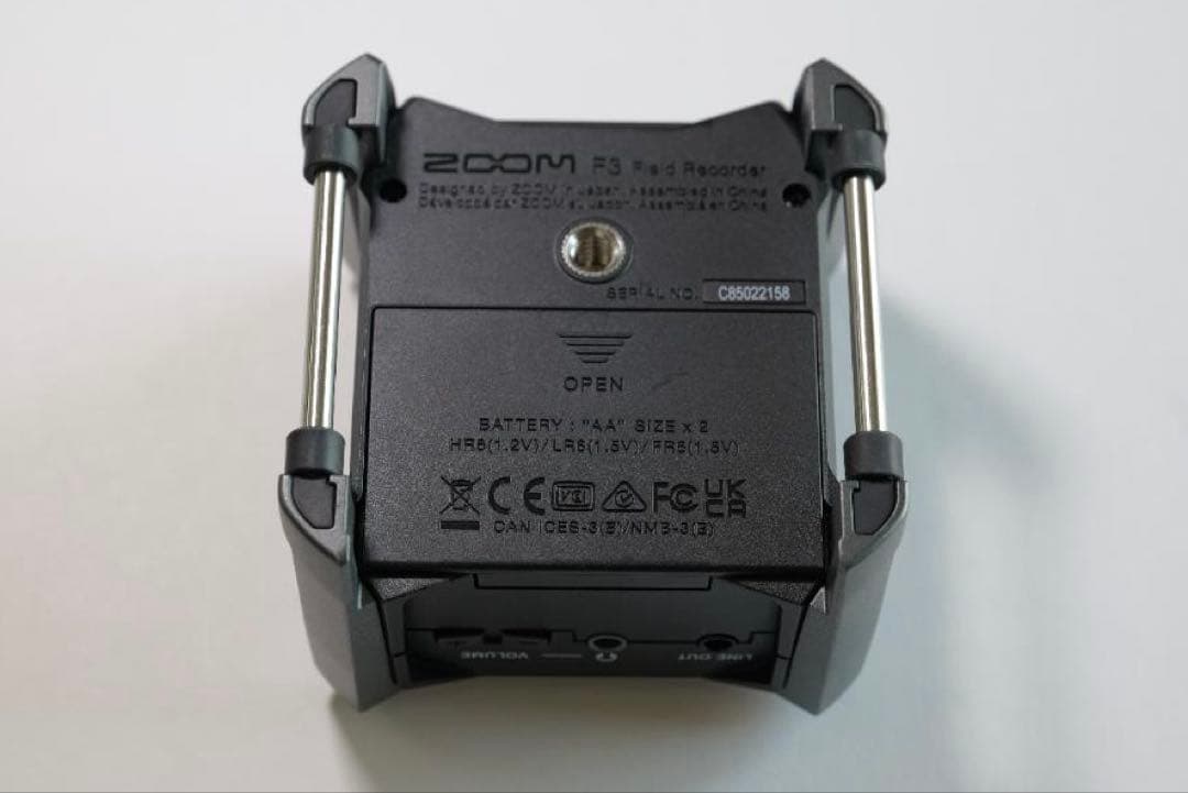 Zoom F3 フィールドレコーダー 32bit録音